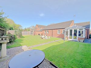 Rear- click for photo gallery